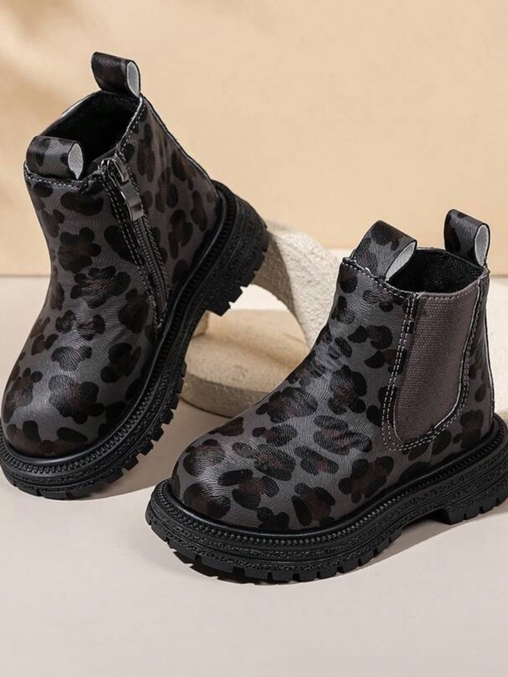 Kids Leopard Print Chelsea Boots - Black/Gray